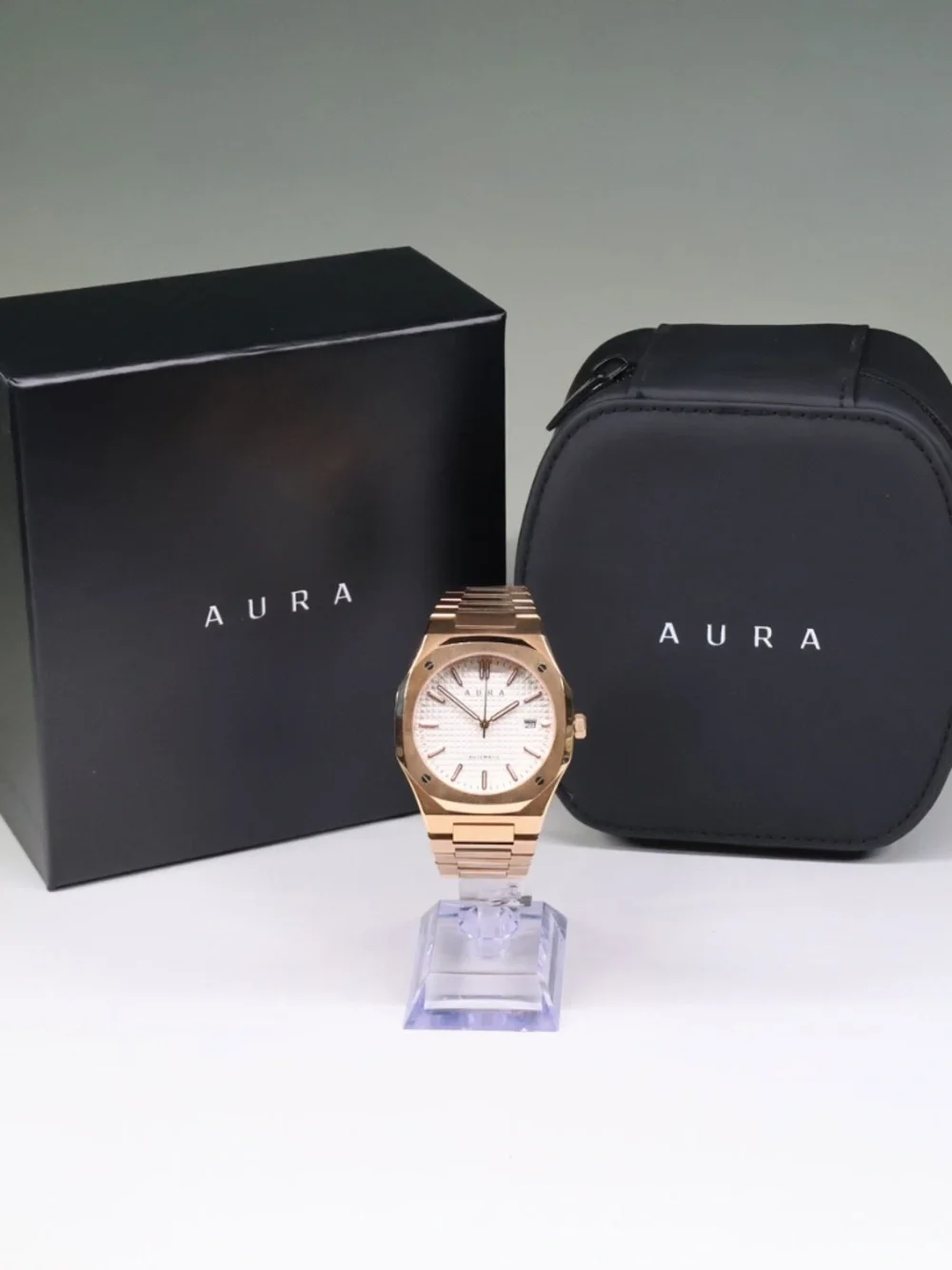 Aura Date 001 Rose/White Automatic Watch 40mm